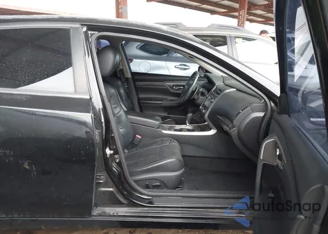 2015 Nissan Altima 3.5 S/3.5 Sl/3.5 Sv z USA, uszkodzony, nr VIN 1N4BL3AP1FC487770